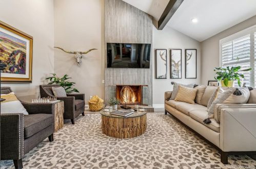 7597 Rosemary Cir, Englewood CO 80112-6421 exterior