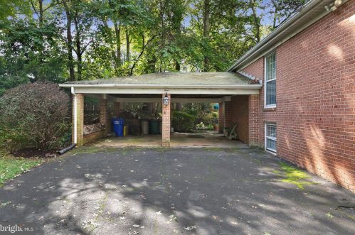 4 Locksley Ct, Silver Spring MD 20904-6321 exterior