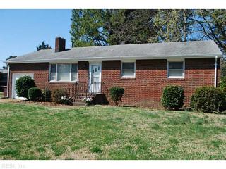 1256 River Dr, Chesapeake, VA 23323-5109