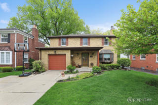 299 Chandler Ave, Elmhurst, IL 60126-3559