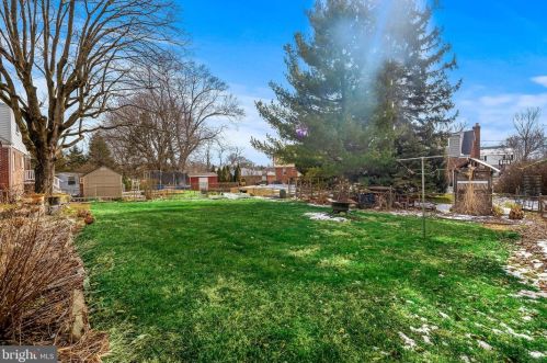 2416 Eccleston St, Silver Spring MD 20902-4830 exterior