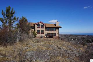 1216 Ridge Rd, Duluth, MN 55804-1467