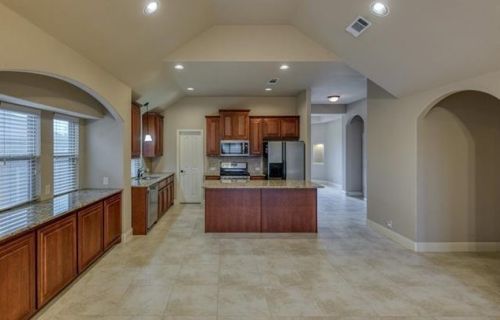 518 Cobblestone Cir, Midlothian TX  76063-1668 exterior