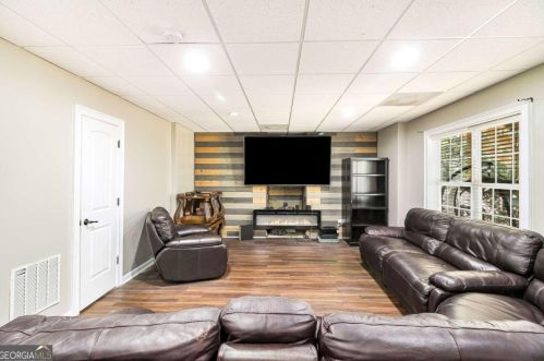 213 Thyme Leaf Way, Locust Grove GA  30248-6623 exterior