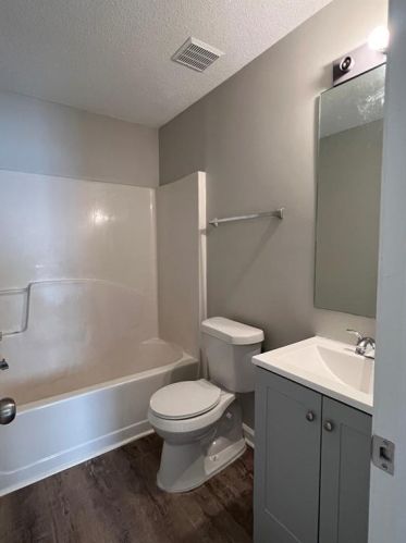 3494 Creekview Dr, Rex GA  30273-5042 exterior