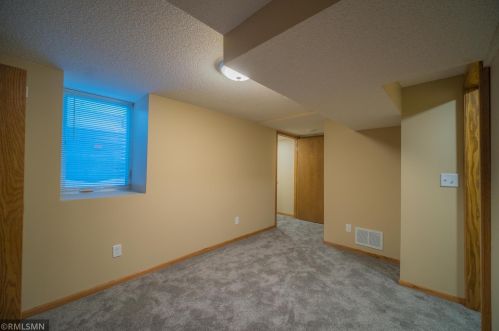 9 Acker St, Saint Paul MN  55117-5508 exterior