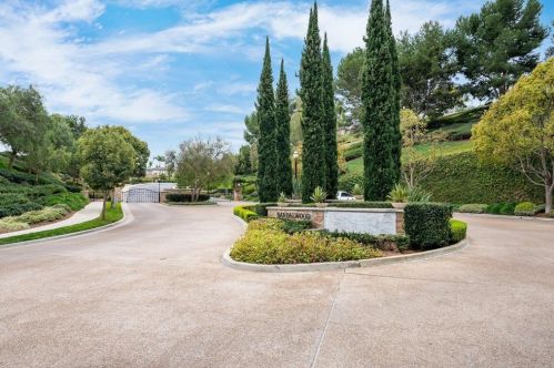 435 Sandalwood Ct, Encinitas, CA 92024-5840