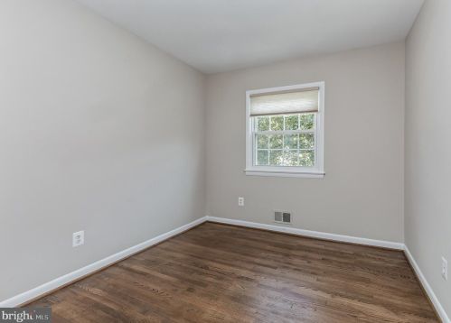 10610 Glenwild Rd, Silver Spring MD 20901-1602 exterior