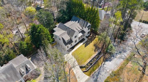 2731 Arden Rd, Atlanta GA  30305-1913 exterior