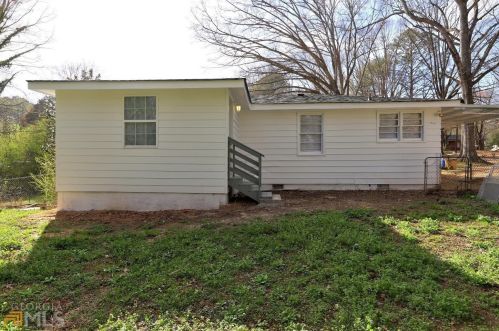 200 Forest Rd, Stockbridge GA  30281-4407 exterior