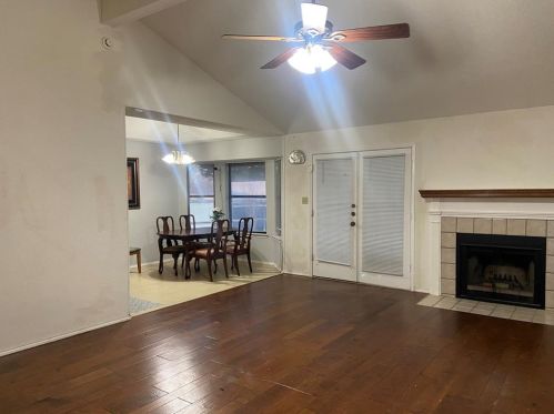 1516 Stratford Dr, Midlothian TX  76063-3352 exterior