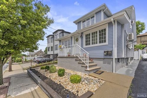 399 Kennedy Dr, Fairview, NJ 07022-1715