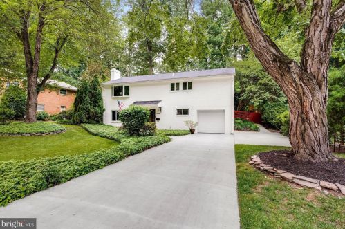5633 Bellington Ave, Springfield, VA 22151-2702