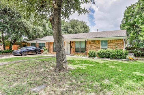 7829 Mary Frances Ln, Fort Worth, TX 76180-7305