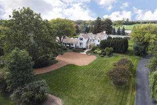 5 Steeple Chase Ln, Northfield, IL 60093-1024