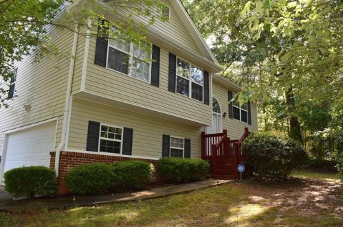 8927 Tweeddale Dr, Winston, GA 30187-1276