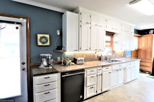 1962 Hazelwood St, Saint Paul MN  55109-4437 exterior