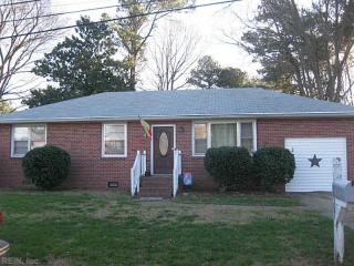 107 Howard Rd, Chesapeake, VA 23320-5926