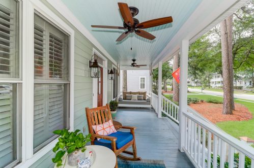 1129 Sea Island Crossing Ln, Mount Pleasant, SC 29464-4139