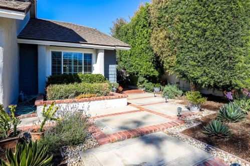 4 Campanero, Irvine, CA 92620-1821
