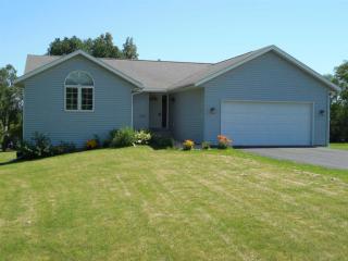 1647 Larchmont Rd, Davis, IL 61019-9632