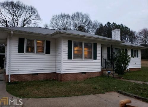 200 Johnny St, Hartwell, GA 30643-2077