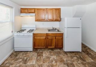2416 Etting St, Baltimore MD  21217-1814 exterior