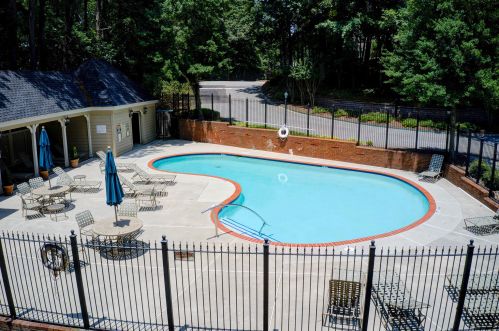 802 Camden Ct, Atlanta GA  30327-4274 exterior