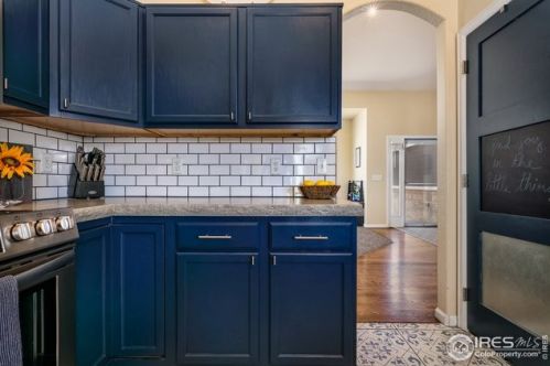 338 Graham Ln, Loveland CO exterior