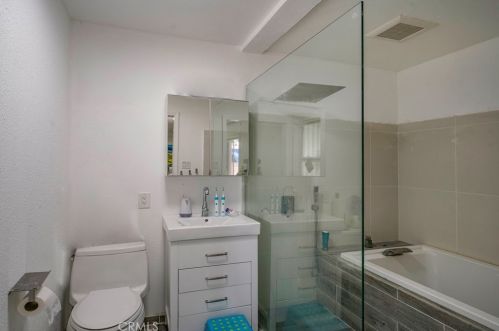 703 Ohio St, Anaheim CA  92805-4440 exterior