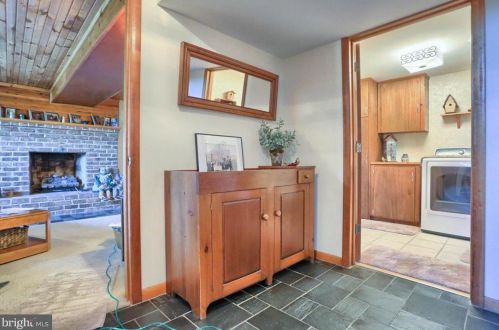 945 Cranes Gap Rd, Carlisle PA  17013-9677 exterior