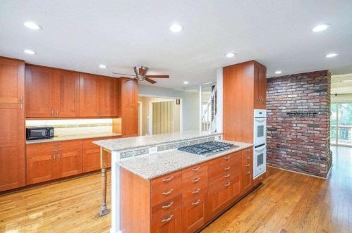 2745 Dellinger Dr, Marietta, GA 30062-4706