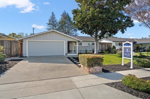 245 Barbara Dr, Los Gatos, CA 95032-4040