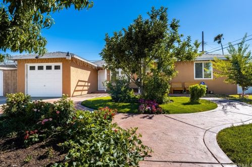 4106 Madrona Rd, Riverside CA  92504-2919 exterior