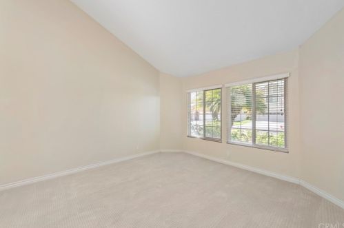 1263 Dogwood St, Upland, CA 91784-7359