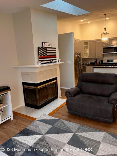 102 Beaumont Ct, Tinton Falls NJ  07724-3821 exterior