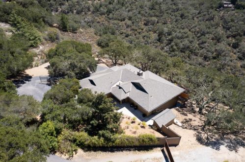 297 El Caminito Rd, Tassajara Hot Springs, CA 93924-9608