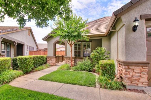 7404 Rothschild Ct, Elk Grove, CA 95757-5148