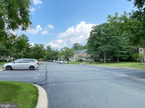 53 Viburnum Ct, Trenton NJ  08648-4811 exterior