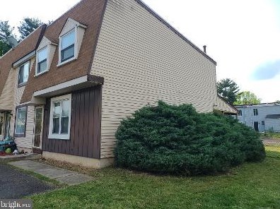 4243 Johnson Ct, Camden, NJ 08110-2140