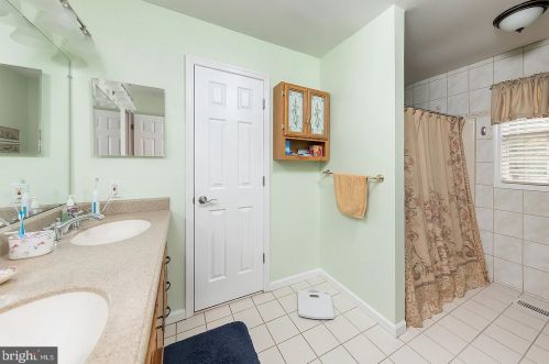 259 Mount Laurel Rd, Mount Laurel NJ  08054-9557 exterior