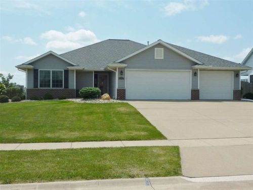 791 Rustic Grn Ct, Park View IA  52748-7600 exterior