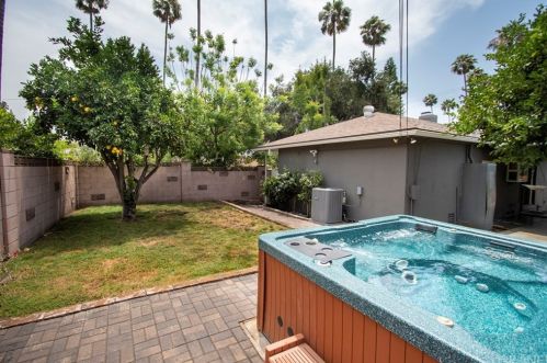 1205 Western Ave, Glendale CA  91201-1426 exterior