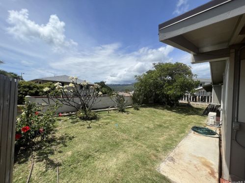 468 Kaumakani St, Honolulu HI  96825-2325 exterior