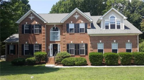 1228 Jamestowne Dr, Stonycreek, NC 27244-8322