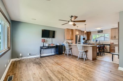 511 Natalie Ln, Addison, IL 60101-3419