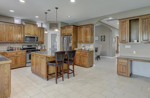 324 Timbercreek Ct, Princeton TX 75407-5738 exterior