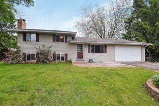10908 Hillsboro Ave, Champlin, MN 55316-3108