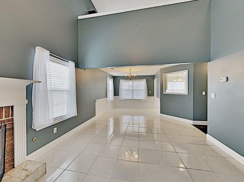 1705 Queen Victoria Ct, Locust Grove GA  30248-3656 exterior