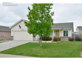 2094 Village Dr, Milliken, CO 80543-3124